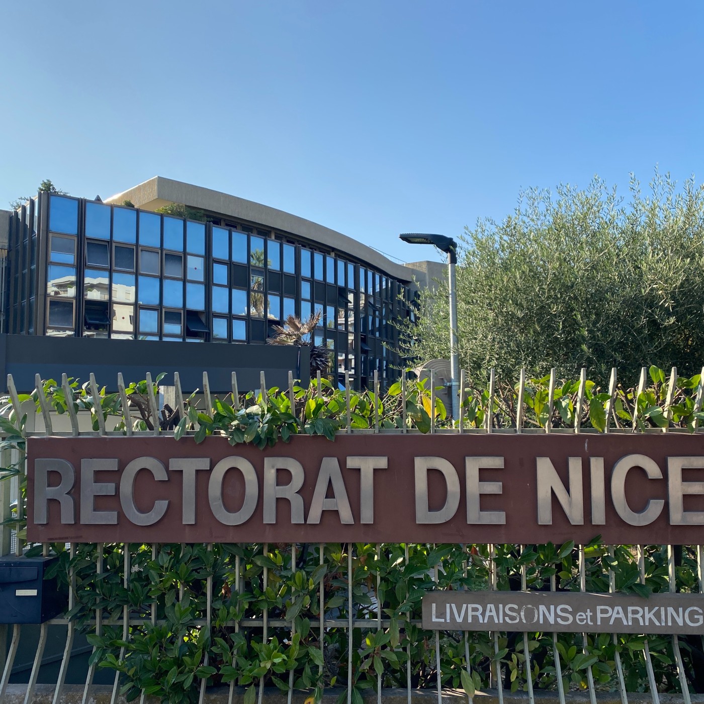 Nice : le professeur d’italien relâché par la police sera convoqué lundi au Rectorat